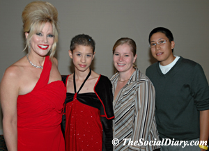 Margo Schwab with Alyssa Monk and her family